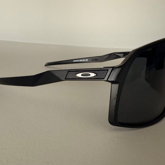 NEW Oakley Sutro Black Prizm Polarized Sunglasses 9406 - Picture 1 of 11